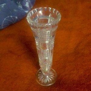 Crystal Bud Vase with Diamond Point